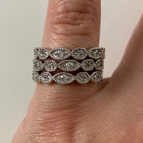 Stella & Dot Stackable Rings Deco - Silver - Size 6 - Picture 2 of 7